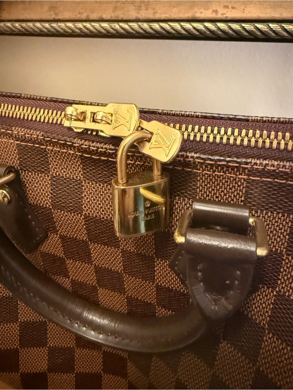 LV Speedy 25 Bandolier ( shoulder strap not included ) - Picture 7 of 16